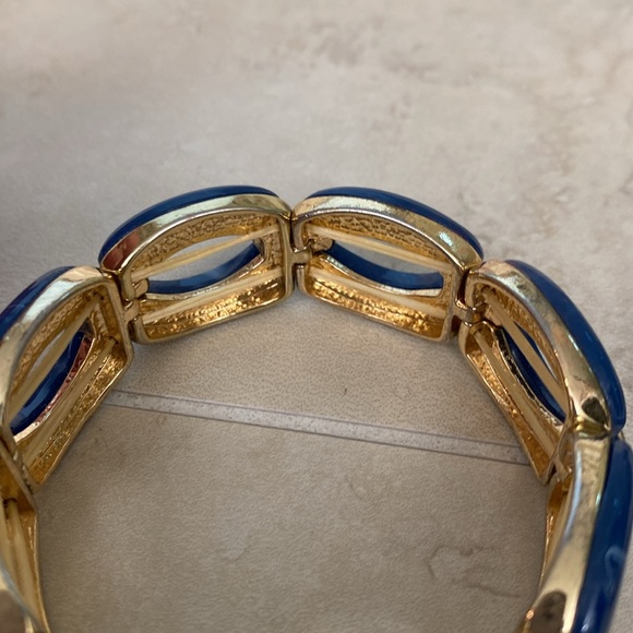 Trio of blue bracelets - Picture 2 of 4